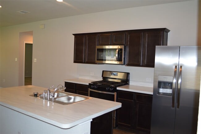 Photo - 16817 Lonely Pines Dr