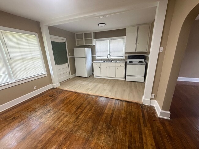 Photo - 510 Avondale Ct