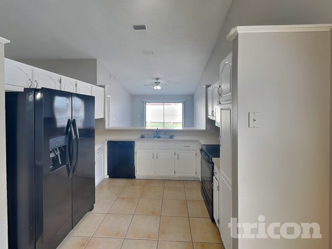 Photo - 778 Birgham Pl