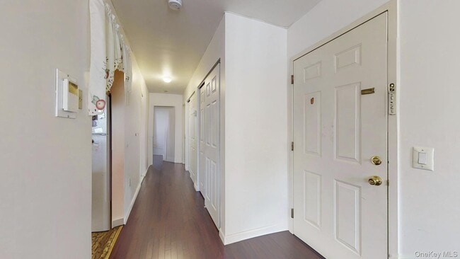 Photo - 1280 Hoe Ave