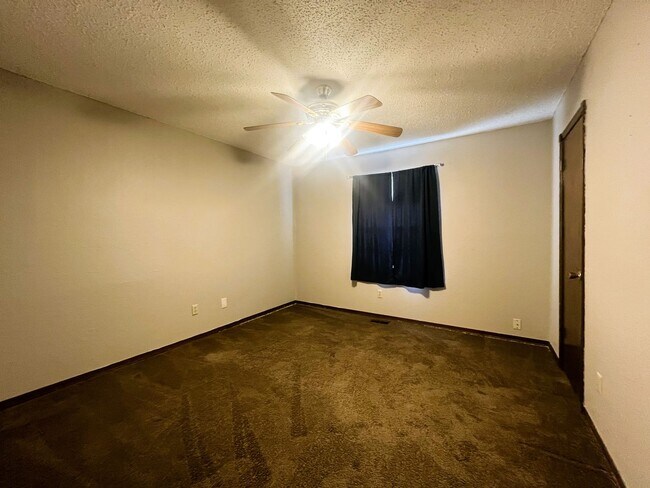 Photo - Norman. 3 bed, 2bath, 2 car garage with storm shelter