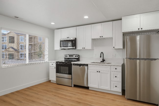 Photo - 1298 Sage Dr Unit Studio Apartment