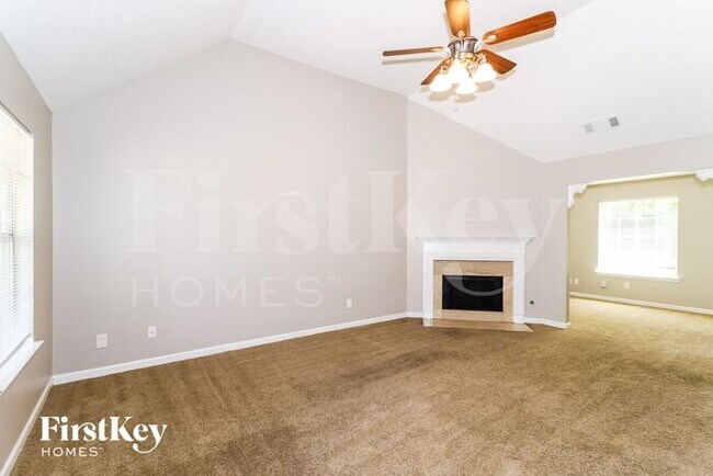 Photo - 8401 Honey Dr House