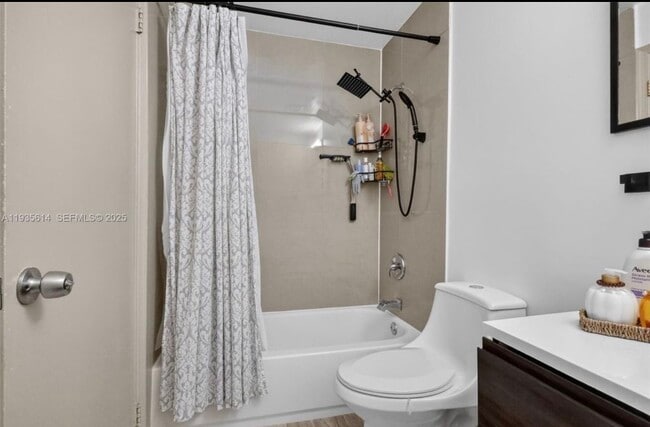 Photo - 5571 NW 188th St