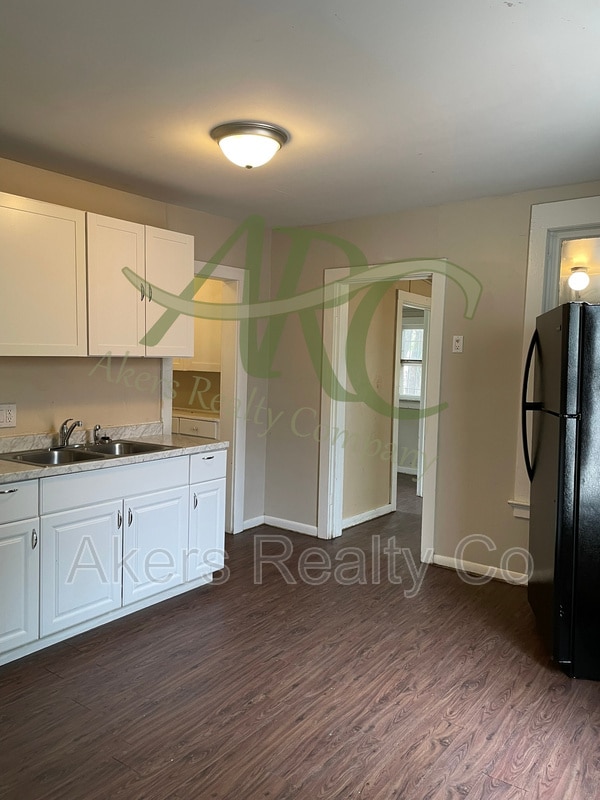 Photo - 1216 Cedar St