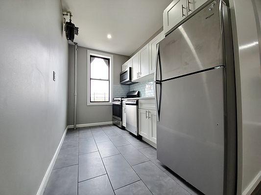 3 bedroom in BRONX NY 10453 - 3 bedroom in BRONX NY 10453 Condo Unit BSMT