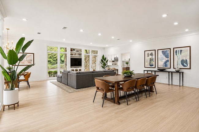 Avana Court