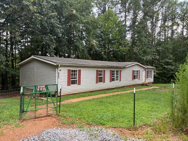Building Photo - 4180 Valley Trail