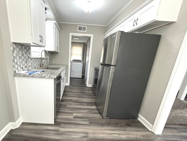 Photo - 805 S Norbury Ave