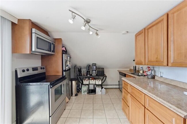 Photo - 19 Howard St Unit 3
