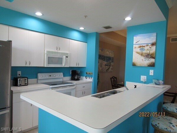 Photo - 8076 Queen Palm Ln Unit 413