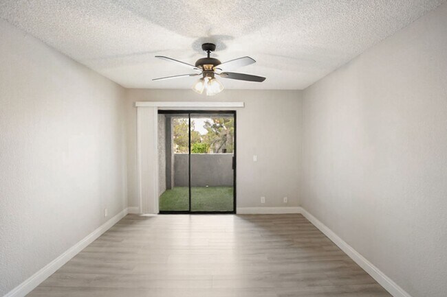 Photo - 3 Bedroom Remodeled Desert Shore Condo In Gated Community Unit 2061
