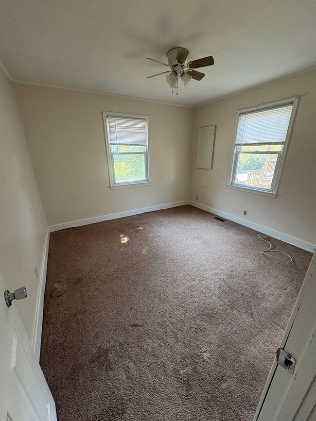 Photo - Talk about close to everything! 2 bedroom,...