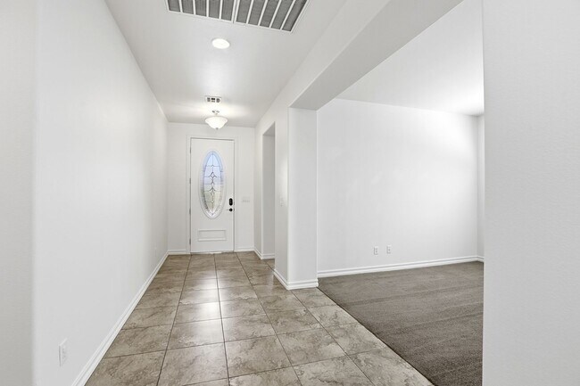 Photo - Single Story Stunner in Silverado Ranch!