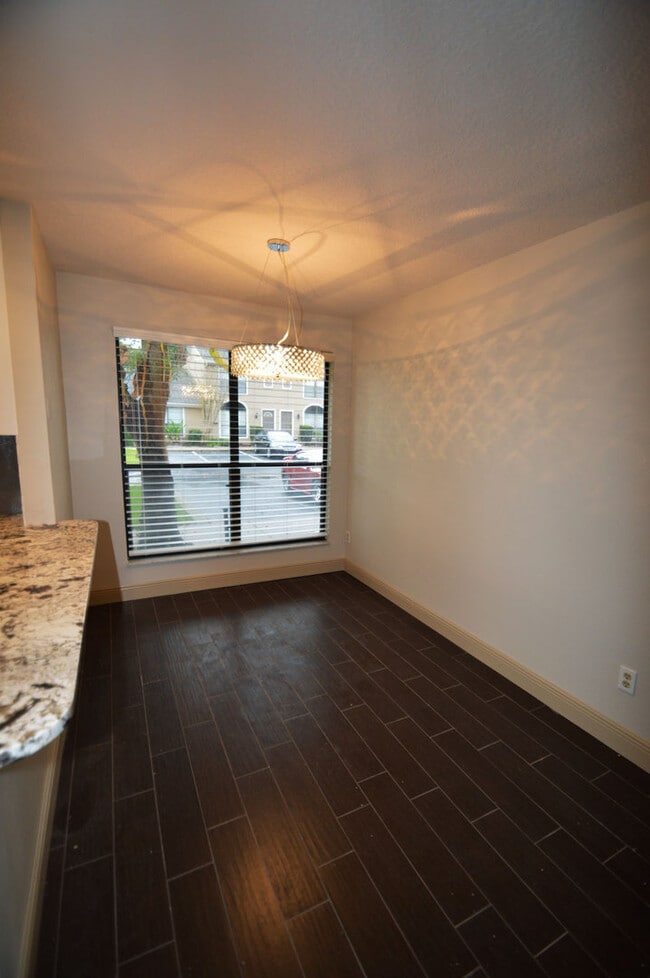 Photo - Remodeled One-Story Townhome EXCELLENT Location