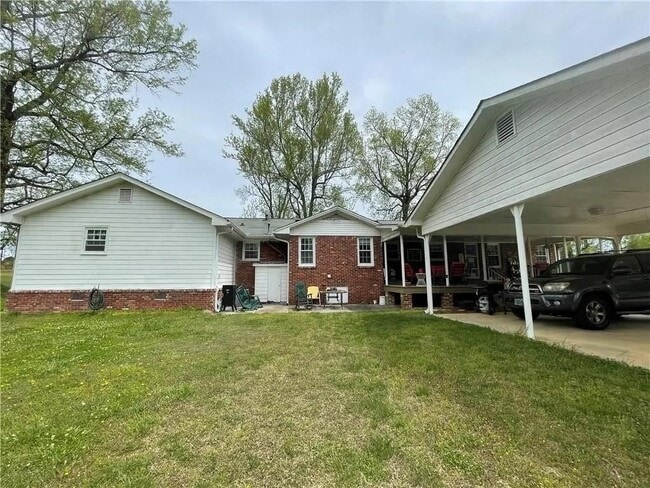 Photo - 3633 Loganville Hwy SW