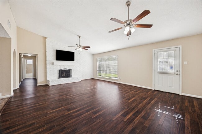 Photo - 17138 Barcelona Dr