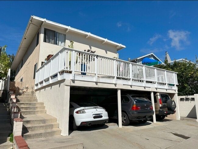 Building Photo - SOC T 230 Unit Apt 1
