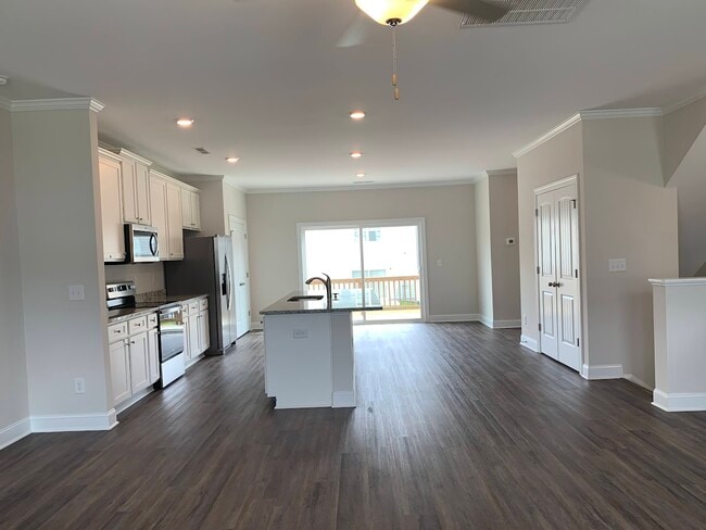 Photo - 6914 Point Bar Pl