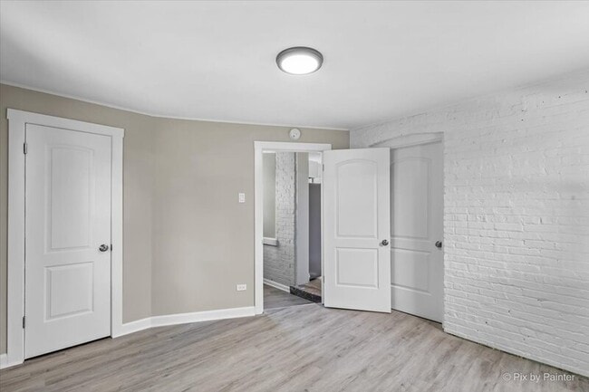 Photo - 7815 S Langley Ave