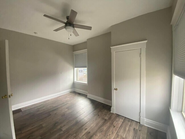 Photo - 400 Grand Ave Unidad #1