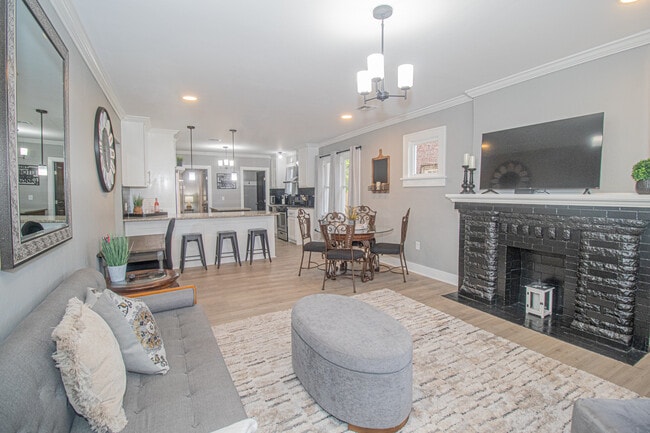 1620 NW 36th St