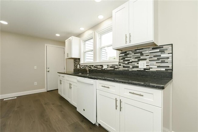 71 St Elizabeth St Unit 1
