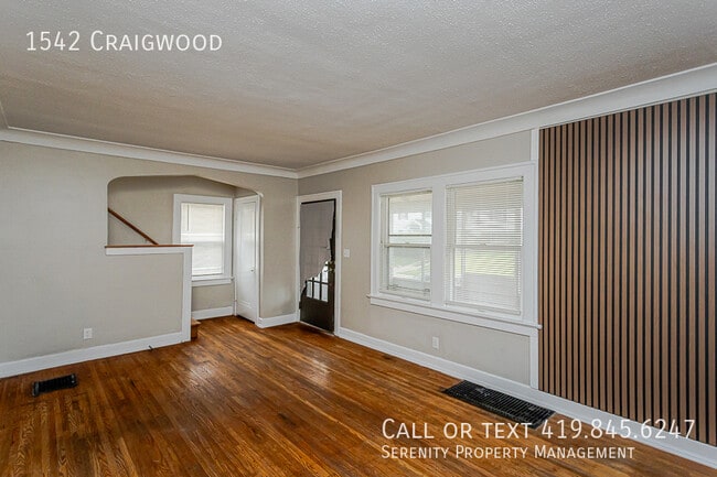Photo - 1542 Craigwood-