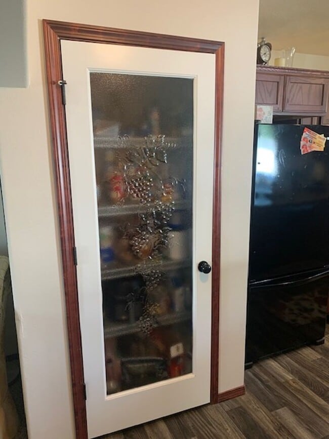 Photo - Lovely 3 bedroom 2 bath Post Falls Home!