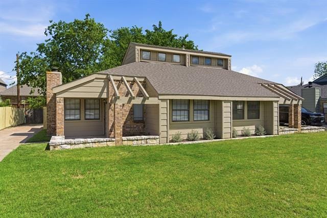 Building Photo - 801 Windcrest Dr