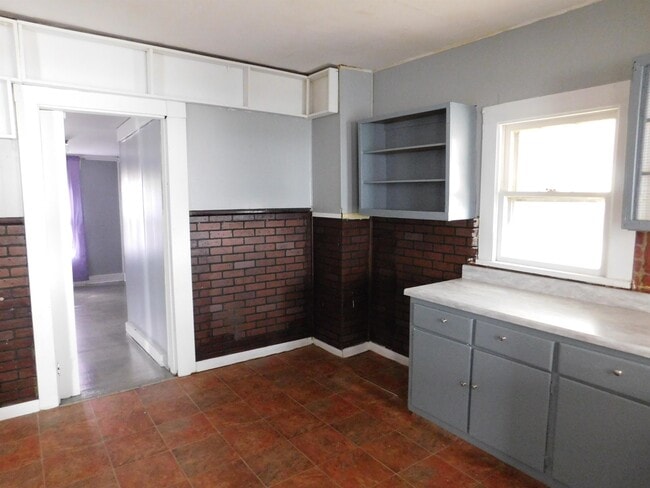 Photo - 1402 Broad St