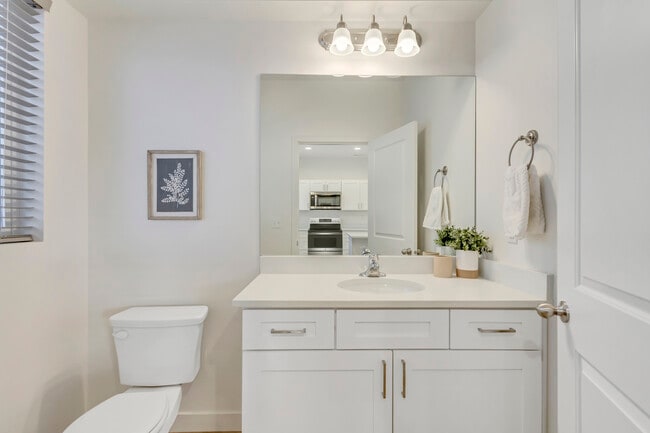 Photo - 238 W Paramount Ave