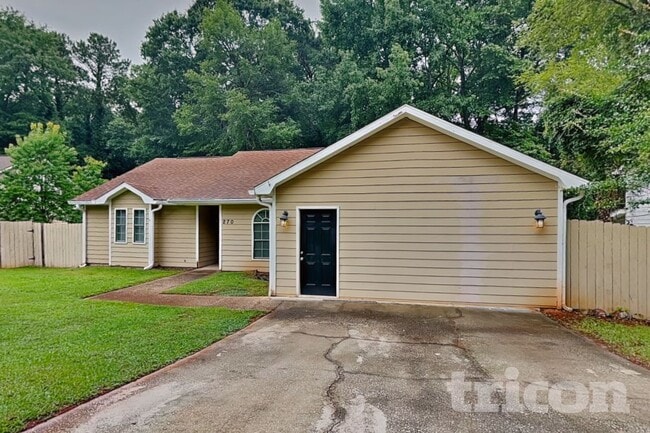 Building Photo - 270 Rosewood Dr