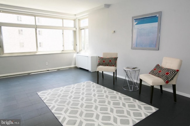 Photo - 2401 H St NW Unit 504