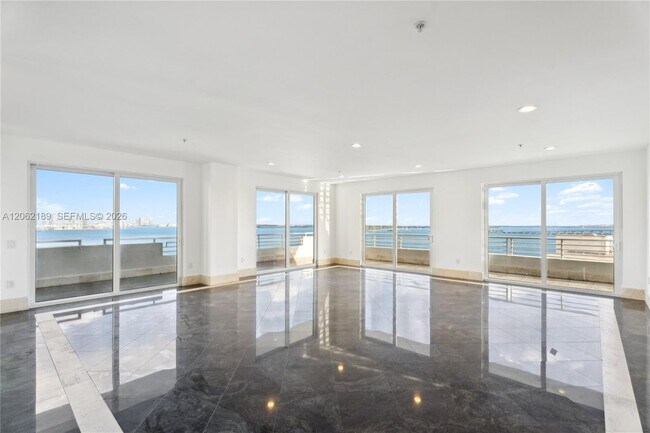 Photo - 1402 Brickell Bay Dr Unidad 1601