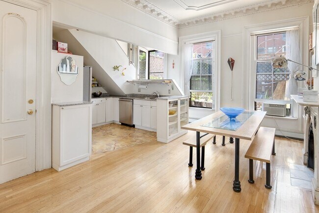 Photo - 36 Upton St Unit 2A