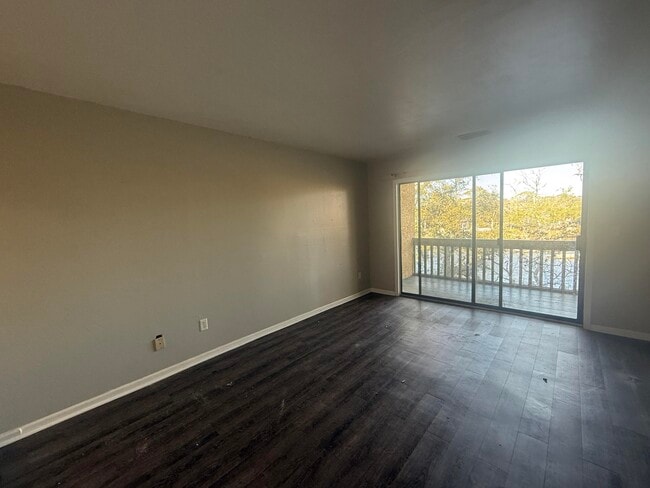 Photo - 300 Yacht Club Dr Unit 18A