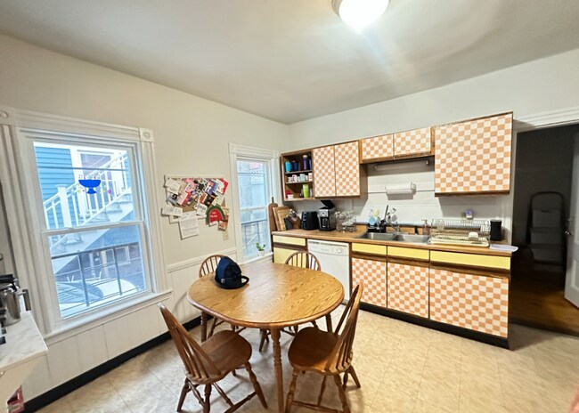 Photo - 7 Arnold Ct Unit 1