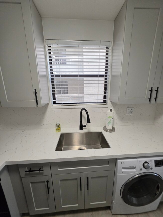 Photo - 1101 SW 122nd Ave Unit 204