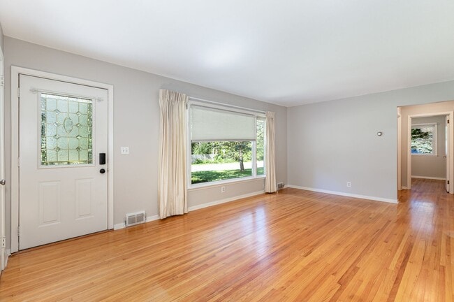 Photo - 4 Bed | 2 bath House in Andover School Dis...