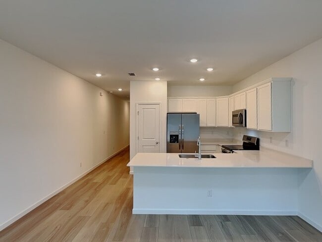 Photo - 586 Holly Lks Dr