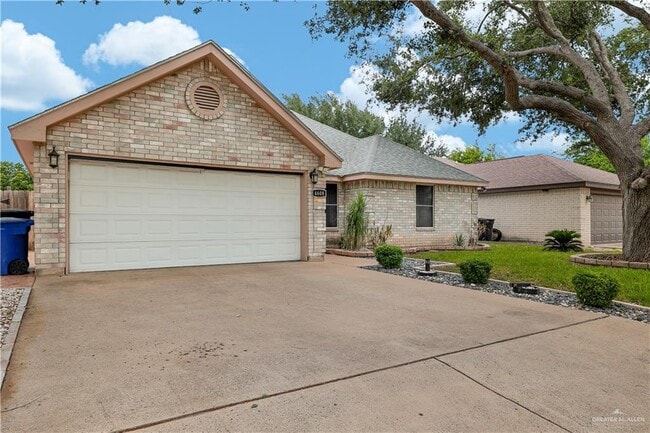 4608 Ivy Ave W