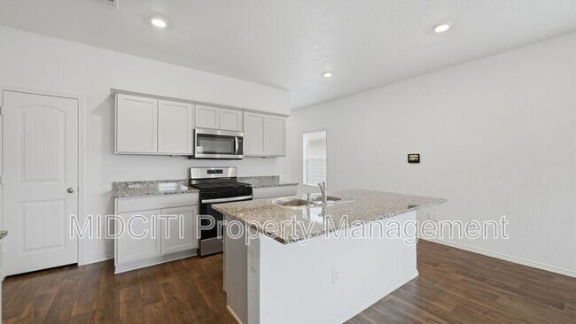 Photo - 255 Granary Dr