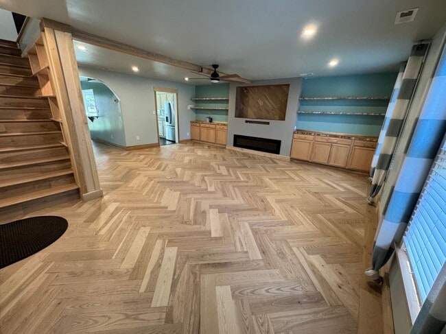 Photo - 893 Henrico Ct