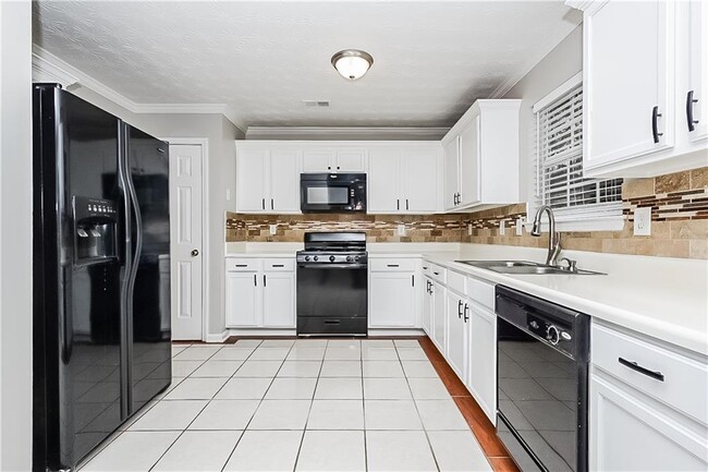 Photo - 801 Winsap Dr