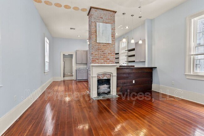 Photo - 309 Red Allen Wy