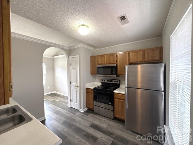 Photo - 1511 Hudson Graham Ln