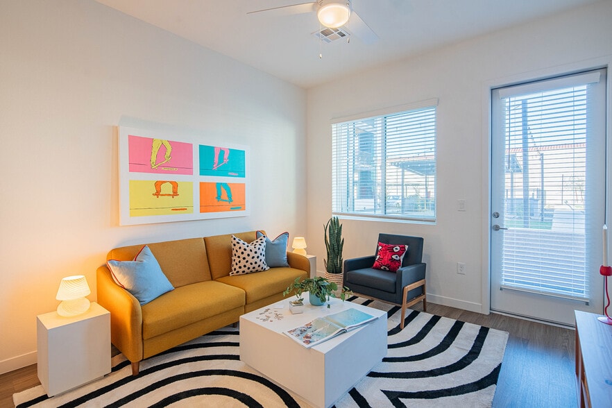Nollie Living Room