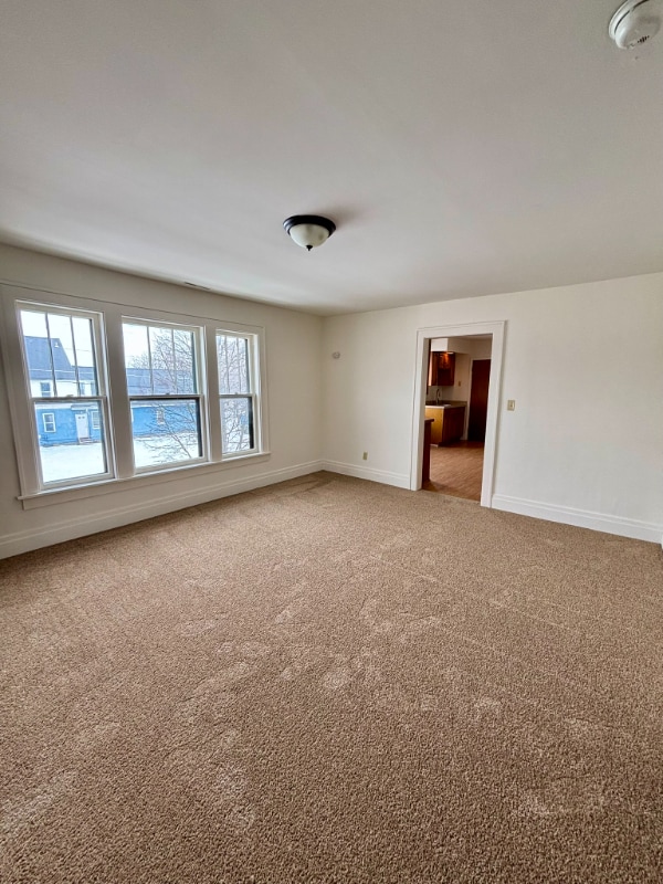 Photo - 91 Laverack Ave Unidad 3