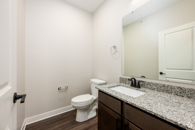 3BR, 2.5BA - 1,034SF - Half Bathroom